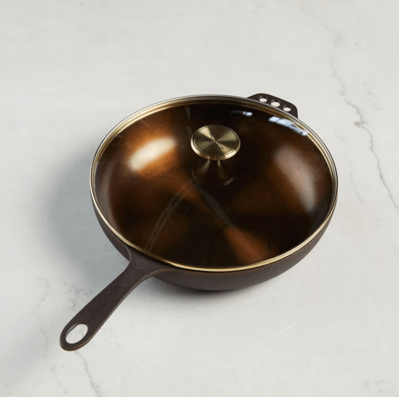 http://www.stonehollowfarmstead.com/cdn/shop/files/smithey-no-11-deep-skillet-with-glass-lid-smithey-default-title-38118113181948.png?v=1690815718