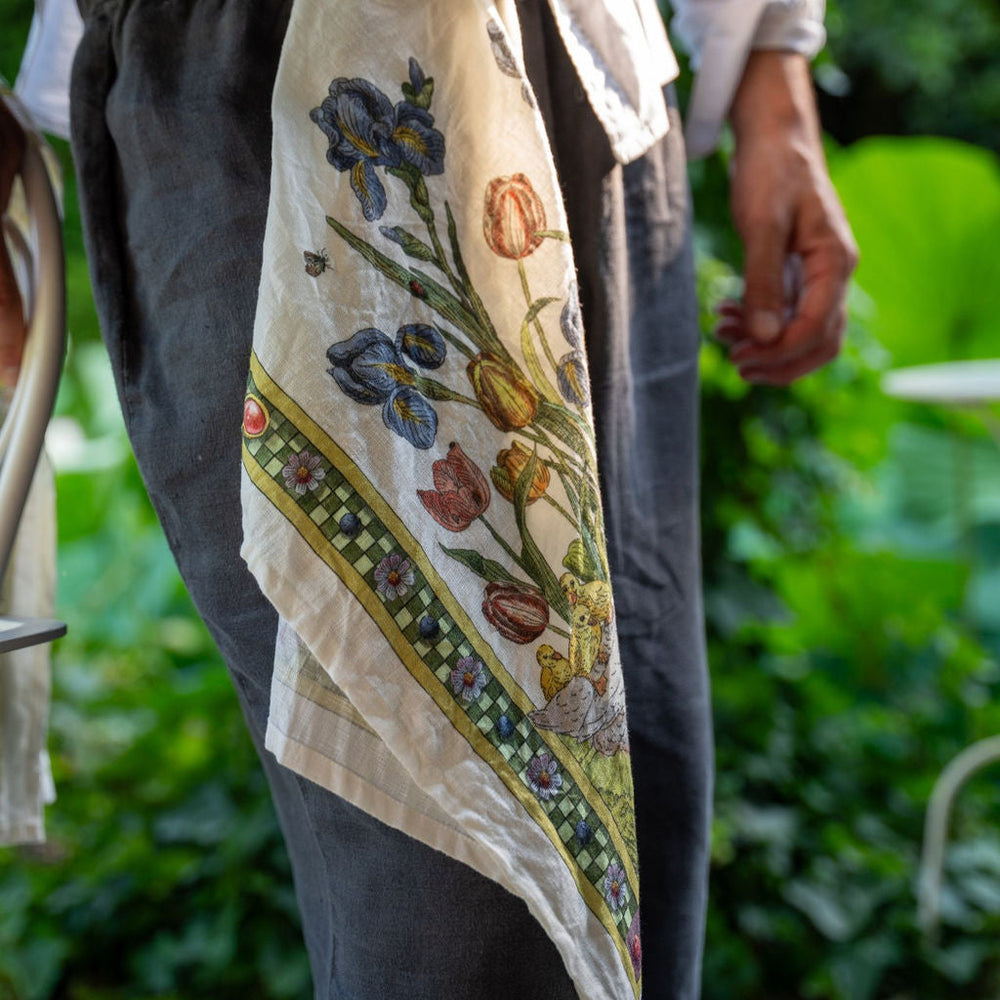 Italian Bunny Garden Tea Towel – Stone Hollow Farmstead