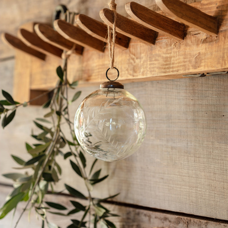 Clear Etched Laurel Glass, 4"