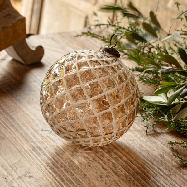 Spiraled Diamond Frozen Glass, 5"