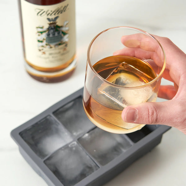 Ice Cube Tray + Lid