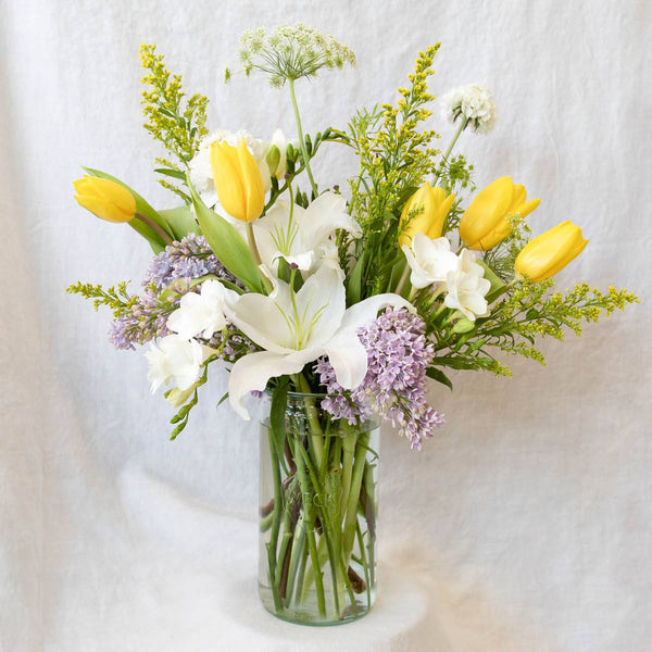 Large Spring Arrangement in a Weck Jar - Stone Hollow Farmstead